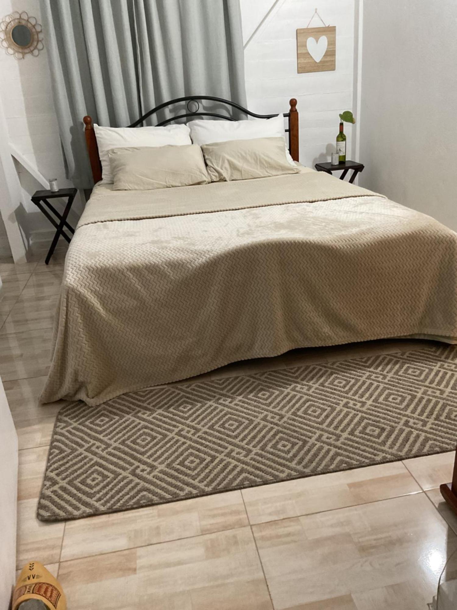 Adella'S Blue Mountain Coffee Farmstay Кингстон Экстерьер фото